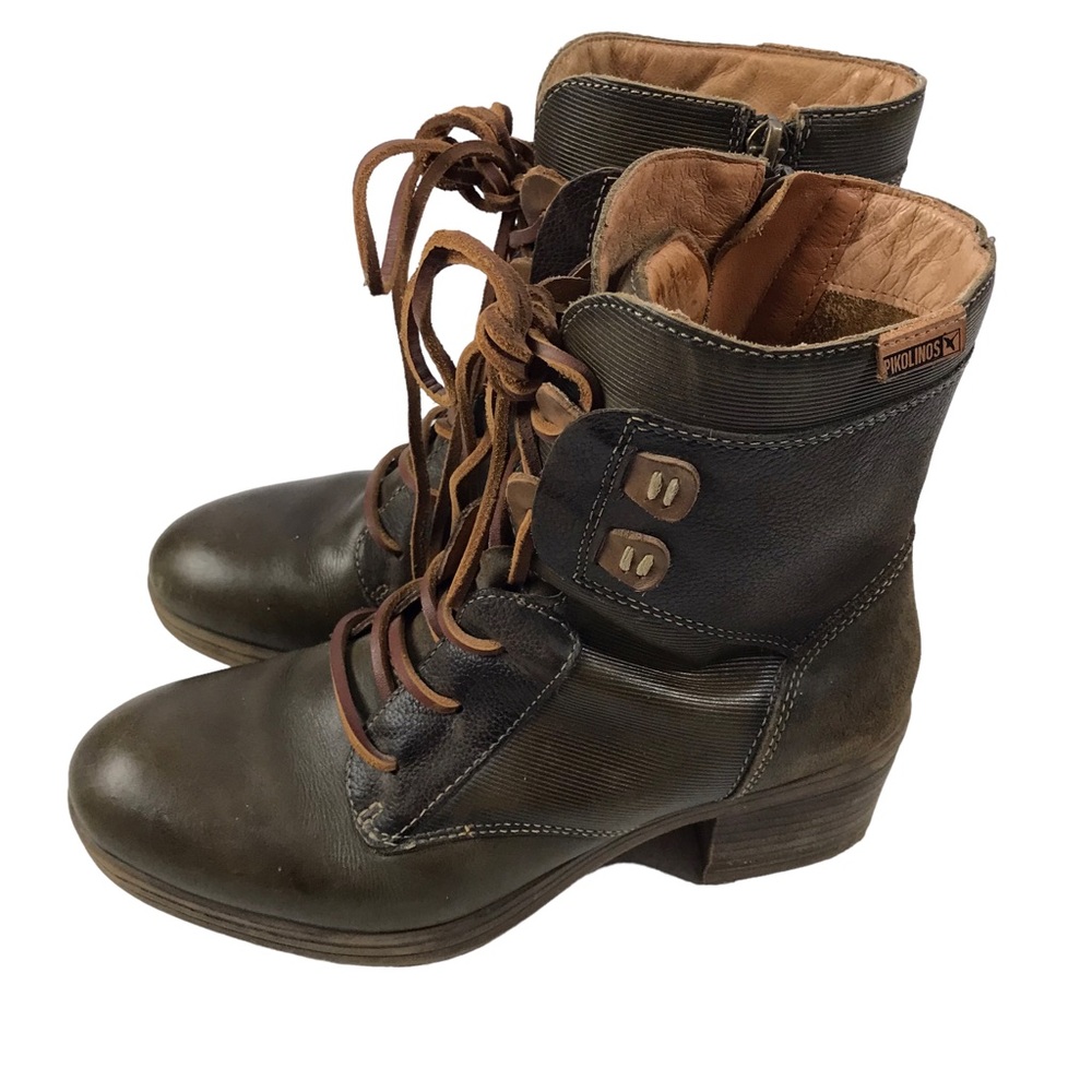 Stylish Women's Leather Boots